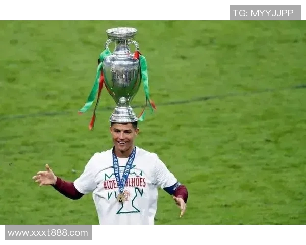 全球足球巨星实力对比分析 谁才是当今足坛最强球员